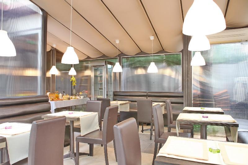 Hotel Dum By Muskat Belgrado Exterior foto